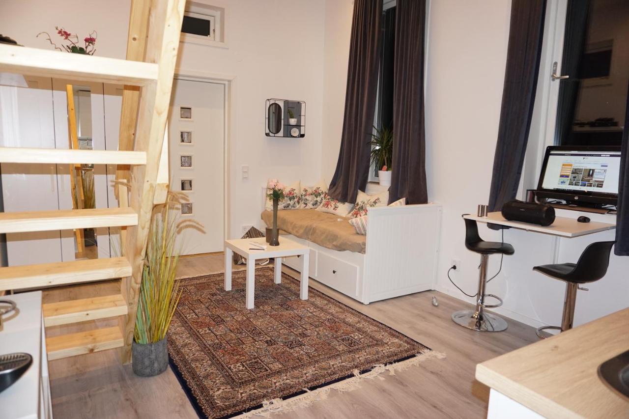 Fresh Happy Little House, 35 M2 In Taeby Apartment Stockholm Bagian luar foto